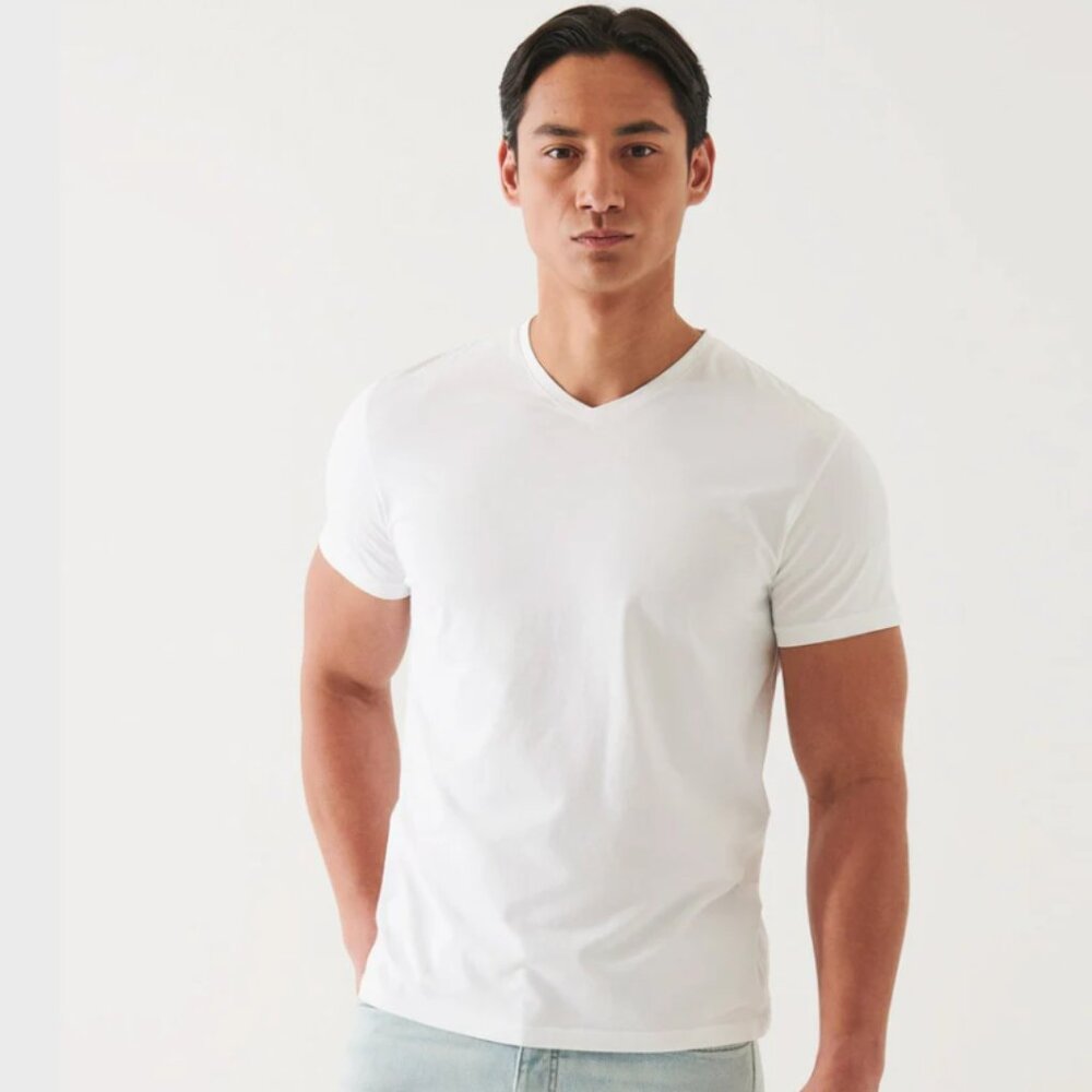NEW Patrick Assaraf Pima Cotton Stretch V-Neck White T-Shirt Size S